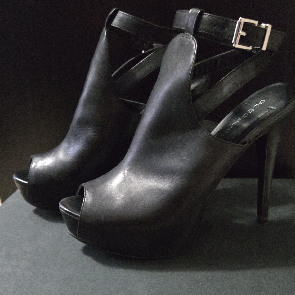 Black Women's Peep-Toe Stiletto Heels with Ankle Strap